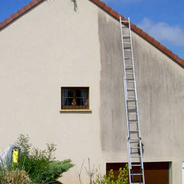 facade-habitat-travaux-de-nettoyage-et-traitement-sur-toiture-et-facade-07